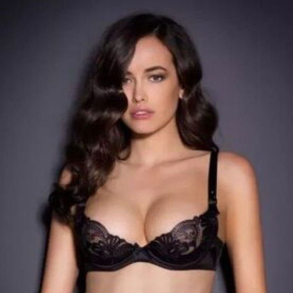 VERY RARE Agent Provocateur LARIZSA Black Bra 36D, 2015 Spring/Summer Collection